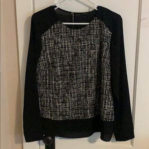 Ann Taylor boucle front blouse